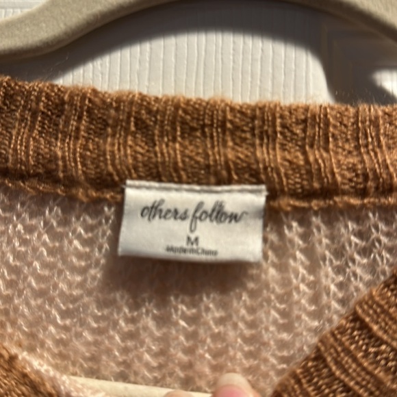 Others Follow Tan Chunky Stripe Loose Knit Oversized Crop Sweater M Fuzzy - Picture 2 of 7
